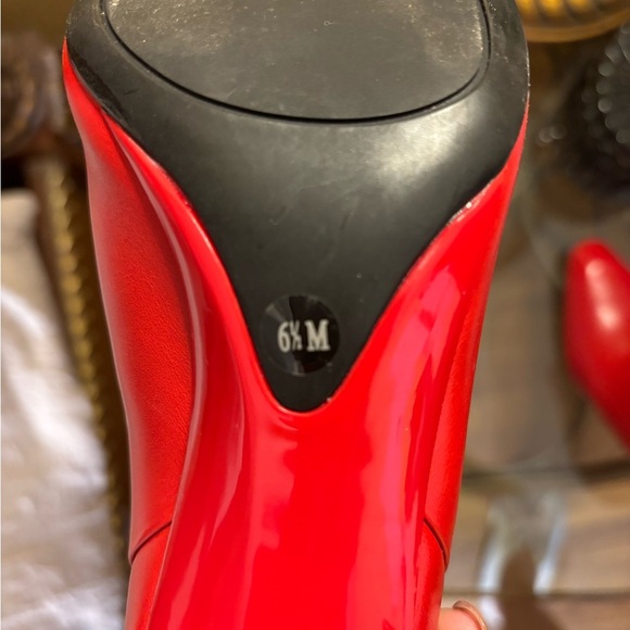 Calvin Klein High Heeled Leather Red Ankle Boots Size 6.5 - Picture 7 of 12